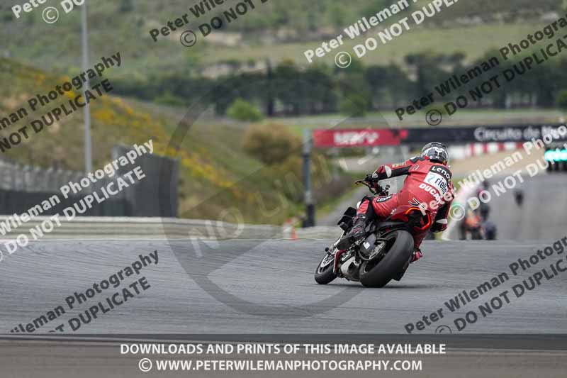 cadwell no limits trackday;cadwell park;cadwell park photographs;cadwell trackday photographs;enduro digital images;event digital images;eventdigitalimages;navarra;no limits trackdays;peter wileman photography;racing digital images;trackday digital images;trackday photos